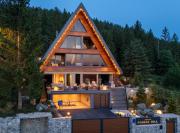 Cozy Chalet Forest Hill