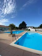 Petite maison confort dans résidence de vacances