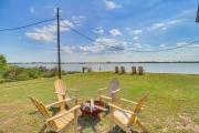 Gulf Coast Cottage with Beach Access Fish and Paddle!