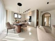 Three-Bedroom Penthouse with Infinity Pool The Skyview Penthouse - S4