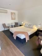 Top Armidale