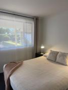 Top Armidale