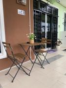 Top Kangar