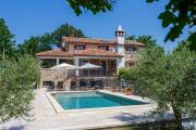 Holiday house Matija with a POOL