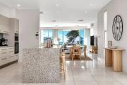 Top Henley Beach South