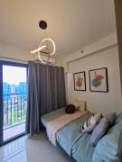 Shore 2 Condotel Near Airport MOA City View