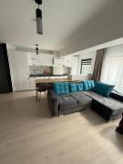 Family Home 3 Centru Palas Mall