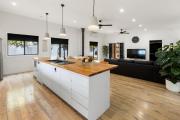 Top Bonnie Doon
