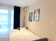 Prime Stay - Modern 1 Bedroom Apartment with Parking Included & Balcony