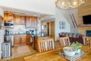 Top Silverthorne Top Silverthorne