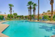 Stroll to Dtwn, Pools and Tennis Palm Springs Condo