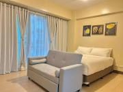 Big Studio Condo Across Manila Airport NAIA T3 WITH WIFI