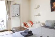 Bright studio in Vanves near Paris