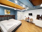 Mini Studio N6 private Bathroom and Kitchenette