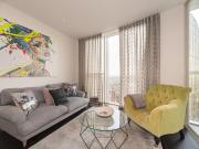 Pass the Keys Modern 2-Beds Flat with Stunning Views London