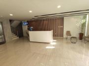 Departamento Único, Ave Paraíso