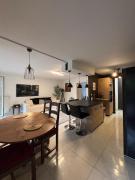 Large Modern Apartment - Terrace - Parking