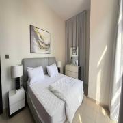 Premium Studio In Jvc Bazr