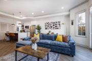 2BR - Across from Fairmount Park -10 mins to DT