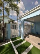 Marinas Transient House