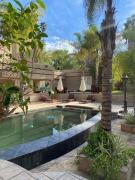 Oudtshoorn Guest House