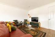 Your Home Away Newly Refurbished 3BR in Wandsworth