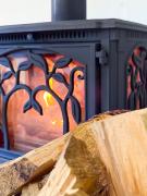 Chalupa mezi stezkami