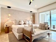 Beachfront 2BR 2baths - 8 Pools by Moikkarentals