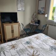 Chambre à 10 minutes du circuit des 24H du MANS et à 5 minutes sortie Autoroute A11