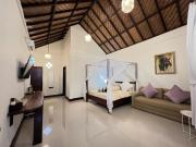 Sumatra Cheeky Monkeys Villa, Trekking and Tours