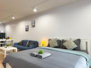 New 1BR King Bed Near BTS Nightlife Area