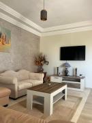 Appartement calme et lumineux à Harhoura