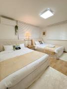 Gangnam Core Stay 강남중심 프라이빗 호텔급스위트 침실분리2베드 성형후케어전동침대