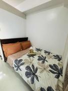 Affordable Staycation At Sea Residence Near Moa By Dona Flores