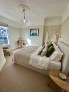 High spec 4 bed Victorian house