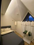 Modern and Cozy 3BR Staycation Home