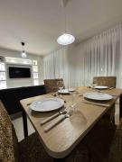 Top Ensanche Savica de Mendoza