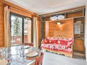 Studio cosy centre-village avec balcon, parking, cuisine équipée - FR-1-685-50