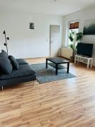 Spacious Apartment for 6