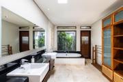 Top Sanur Top Sanur