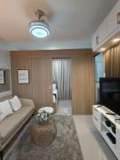 MOA, SMDC Good Stays - Shore 2 Unit 1956 Tower 1