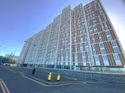 Bracknell RWH Spectacular Two Bedroom Apartment