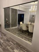 oliphant private House