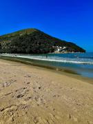 Apartamento Novo Martim de Sá - Beira Mar - Piscina - Ar Condicionado