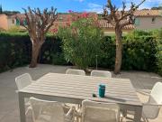 Mazet cosy climatisé terrasse privée et piscine