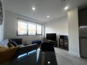 Luxury Central Apartment Bedford