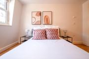 Apt - Sleeps4 - Short Walk Kensington Earls Court