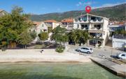 Two-Bedroom Apartment Kastel Kambelovac With Sea View 02