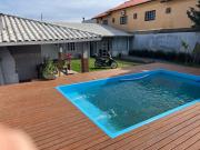 Casa com piscina Recanto