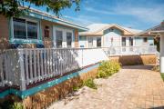 Top Staniel Cay